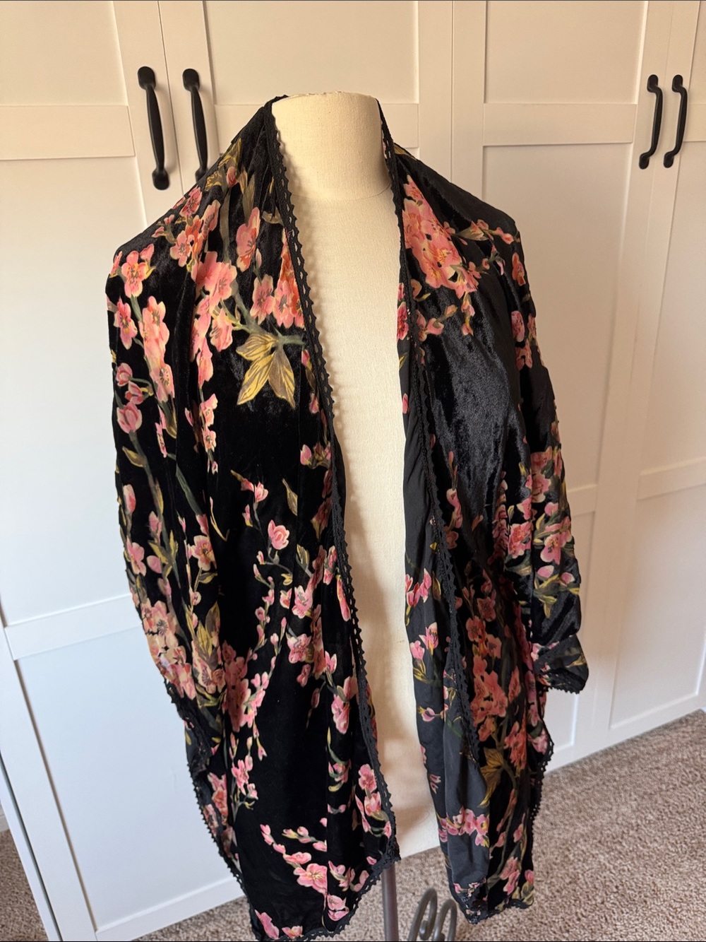 Lane Bryant Black Velvet Floral Open-Front Cape